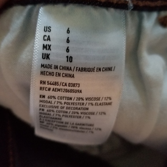 Dark Denim Shorts - Picture 4 of 4